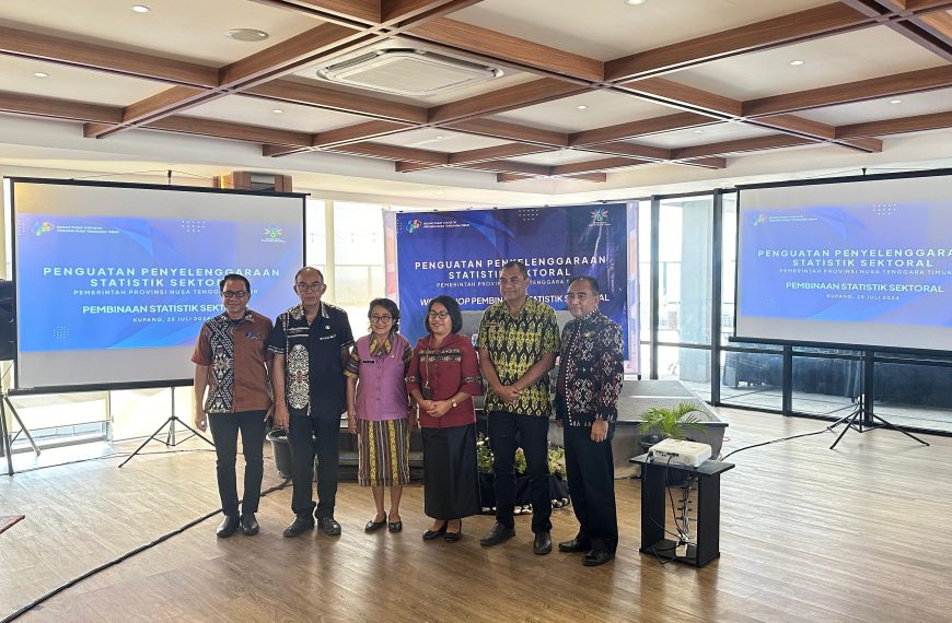 Workshop Pembinaan Statistik Sektoral, Kadis Kominfo Provinsi NTT Tekankan Pentingnya Manajemen Data